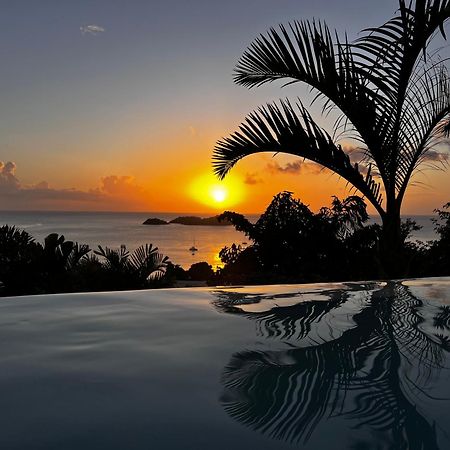 Sunset Palm - Villa Creole Avec Piscine Face Au Coucher De Soleil Et A La Reserve Cousteau Буйант Экстерьер фото