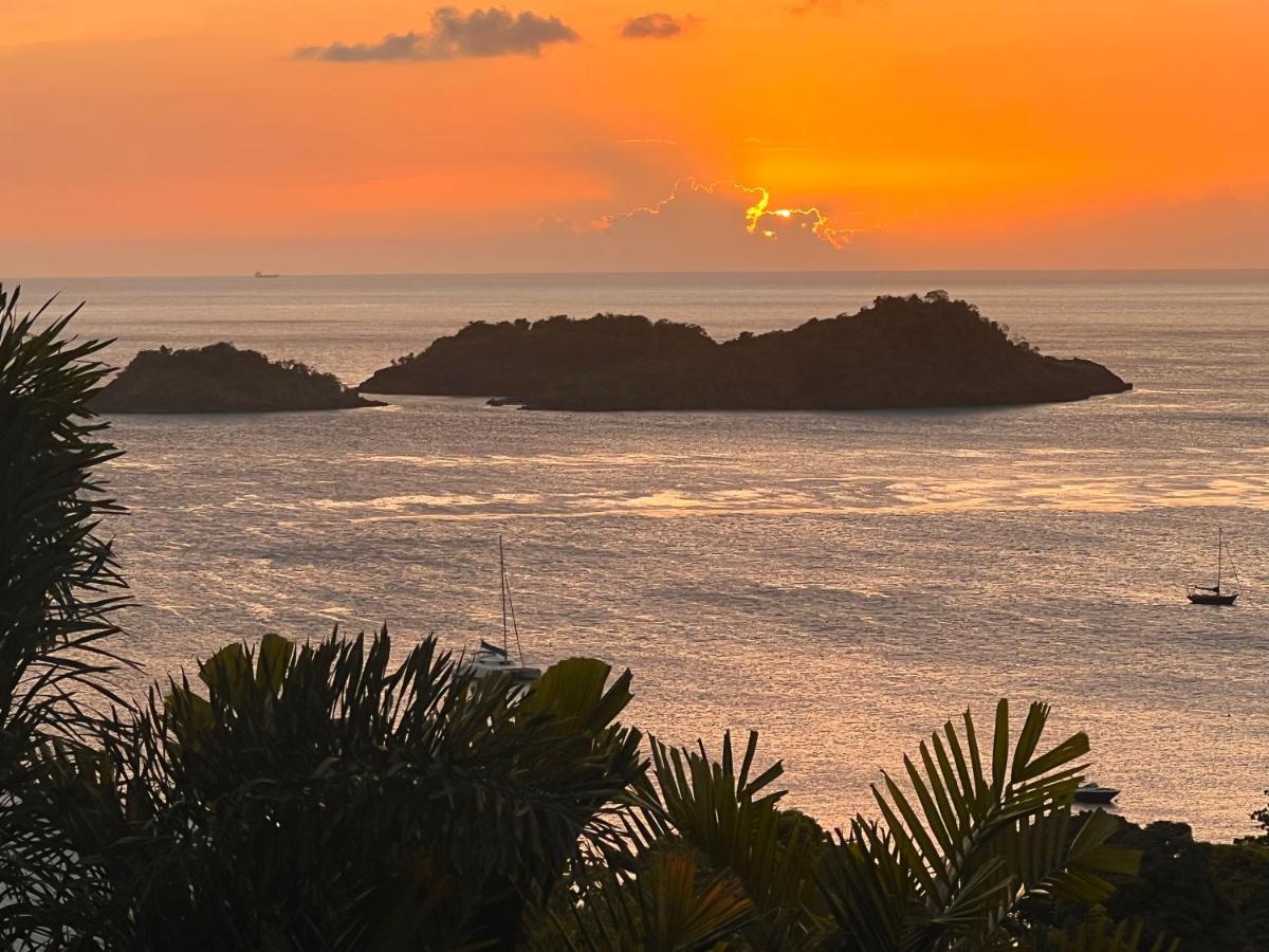 Sunset Palm - Villa Creole Avec Piscine Face Au Coucher De Soleil Et A La Reserve Cousteau Буйант Экстерьер фото